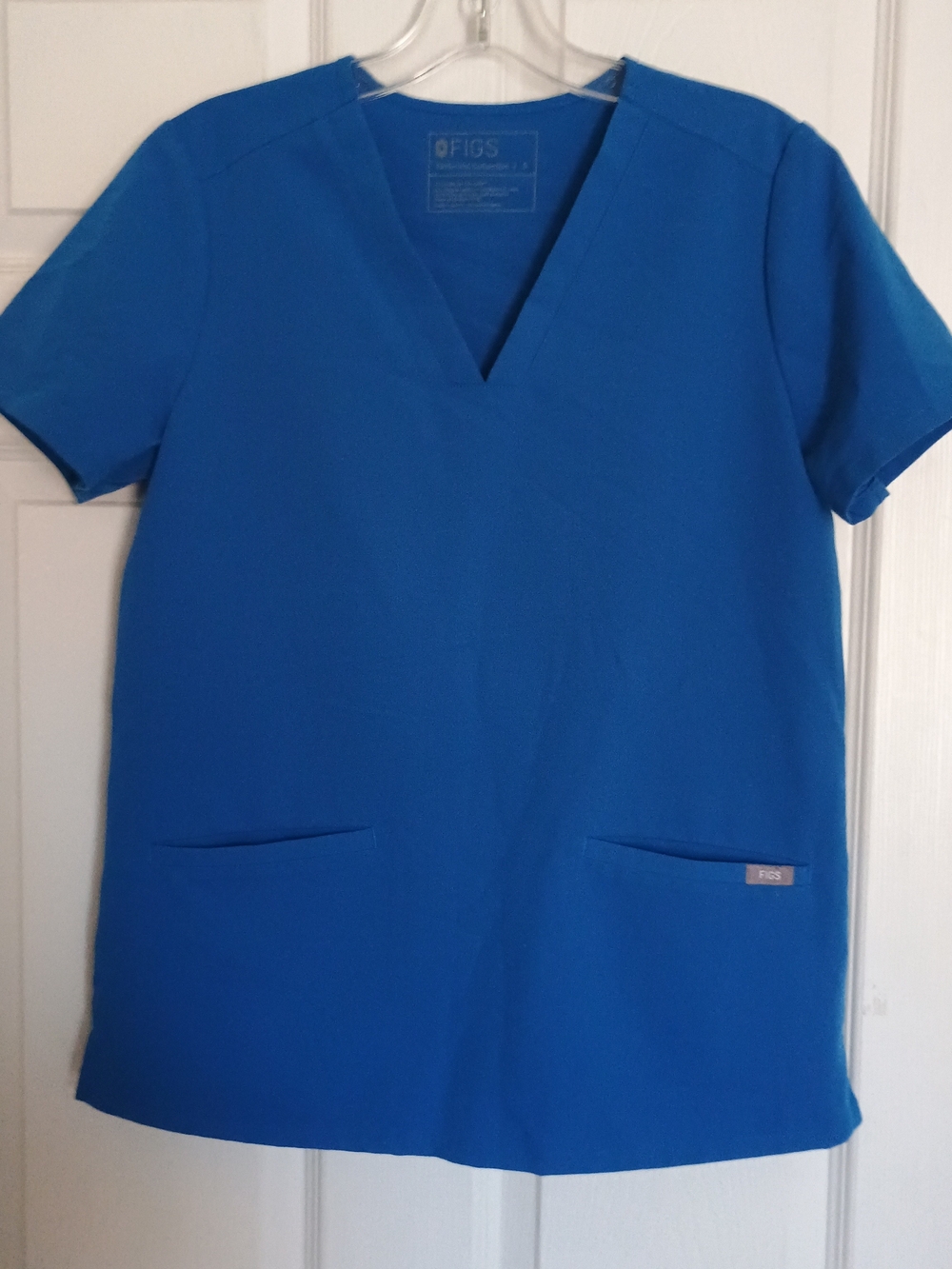 FIGS Women's Casma V-Neck Scrub Top FW1100 Royal Blue Size Small